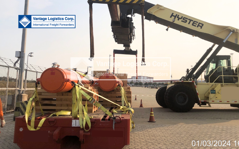 Successful Transportation of Hydraulic Cylinders for the Saltwater Prevention Sluice Project in Tien Giang, Viet Nam Successful Transportation of Hydraulic Cylinders for the Saltwater Prevention Sluice Project in Tien Giang, Viet Nam