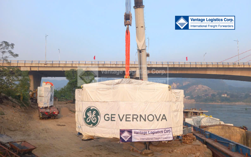 Successfully Continued the Transportation of Equipment for the Hoa Binh Hydropower Plant Expansion Project Successfully Continued the Transportation of Equipment for the Hoa Binh Hydropower Plant Expansion Project