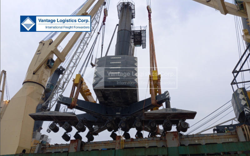 Vận chuyển thành công 4 cẩu Liebherr LHM550 + LHM500 từ cảng Tân Vũ, Hải Phòng về nhà máy Nosco Shipyard Quảng Ninh